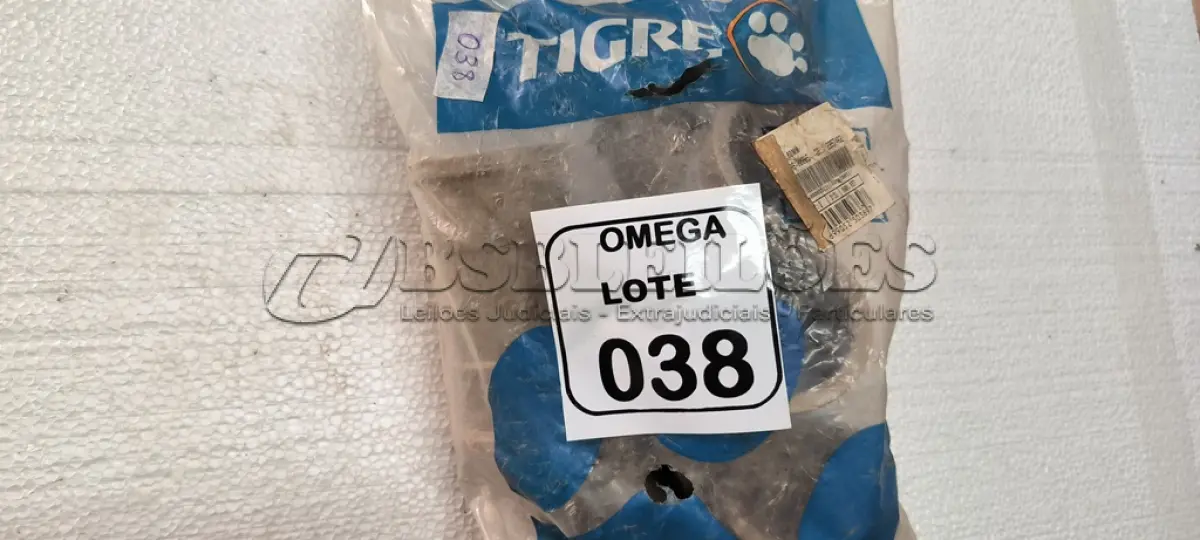 LOTE 038 - 05 TÊS SOLD. Ø 60MM - PVC MARROM. (NO ESTADO EM QUE SE ENCONTRA. SUJEITO A AVARIAS OCULTAS/VISÍVEIS.)