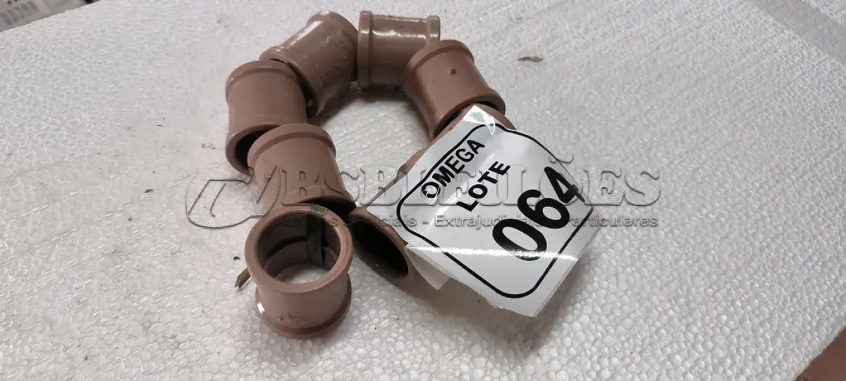 LOTE 064 - 08 LUVAS SOLDÁVEL Ø 40MM PVC MARROM. (NO ESTADO EM QUE SE ENCONTRA. SUJEITO A AVARIAS OCULTAS/VISÍVEIS.)
