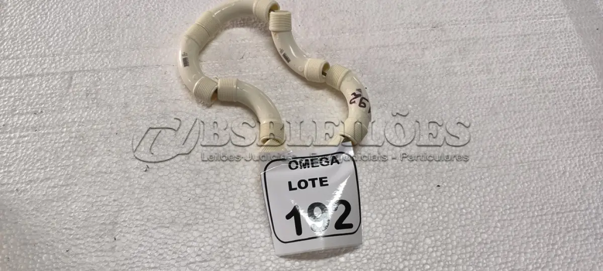 LOTE 192 - 08 CURVAS 90º ROSCÁVEL DN 3/4. (NO ESTADO EM QUE SE ENCONTRA. SUJEITO A AVARIAS OCULTAS/VISÍVEIS.)