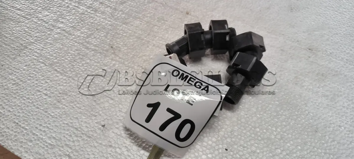LOTE 170 - 06 LUVAS DE TRANSIÇÃO ROSCÁVEL - Ø 32 X 28. (NO ESTADO EM QUE SE ENCONTRA. SUJEITO A AVARIAS OCULTAS/VISÍVEIS.)