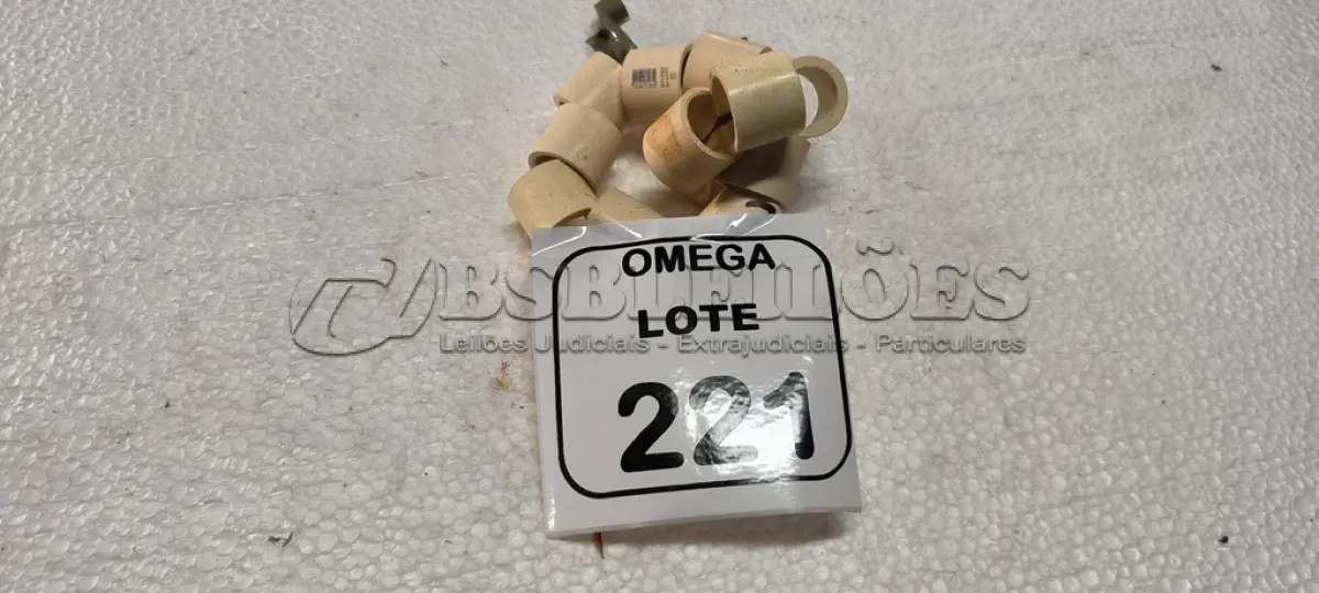 LOTE 221 - 13 BUCHAS DE REDUÇÃO CPVC - Ø 28 X 22. (NO ESTADO EM QUE SE ENCONTRA. SUJEITO A AVARIAS OCULTAS/VISÍVEIS.)