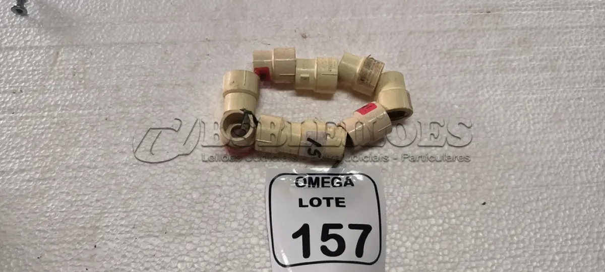 LOTE 157 - 09 LUVAS DE TRANSIÇÃO (FF) CPVC - Ø 22 X 3/4. (NO ESTADO EM QUE SE ENCONTRA. SUJEITO A AVARIAS OCULTAS/VISÍVEIS.)