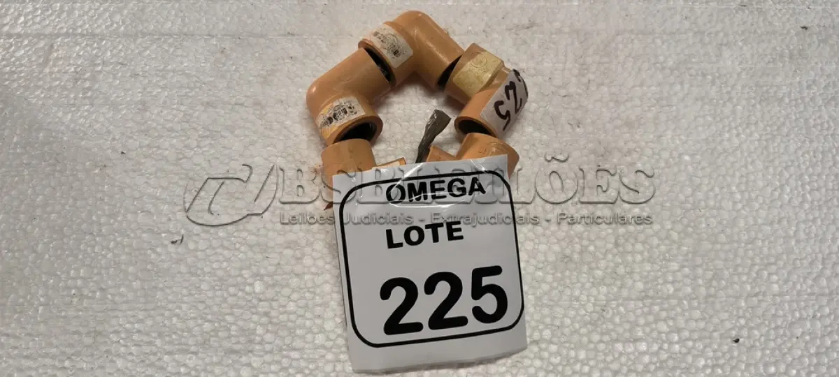 LOTE 225 - 05 JOELHOS DE TRANSIÇÃO - CPVC - Ø 22 X 1/2. (NO ESTADO EM QUE SE ENCONTRA. SUJEITO A AVARIAS OCULTAS/VISÍVEIS.)