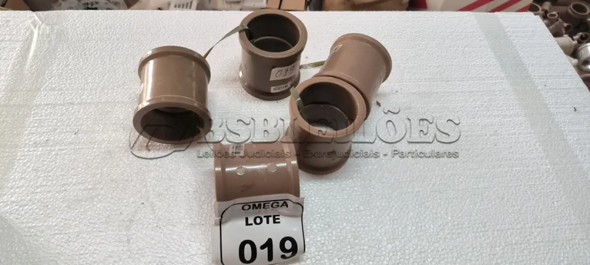 LOTE 019 - 05 LUVAS SOLDÁVEIS Ø 75MM - PVC MARROM. (NO ESTADO EM QUE SE ENCONTRA. SUJEITO A AVARIAS OCULTAS/VISÍVEIS.)