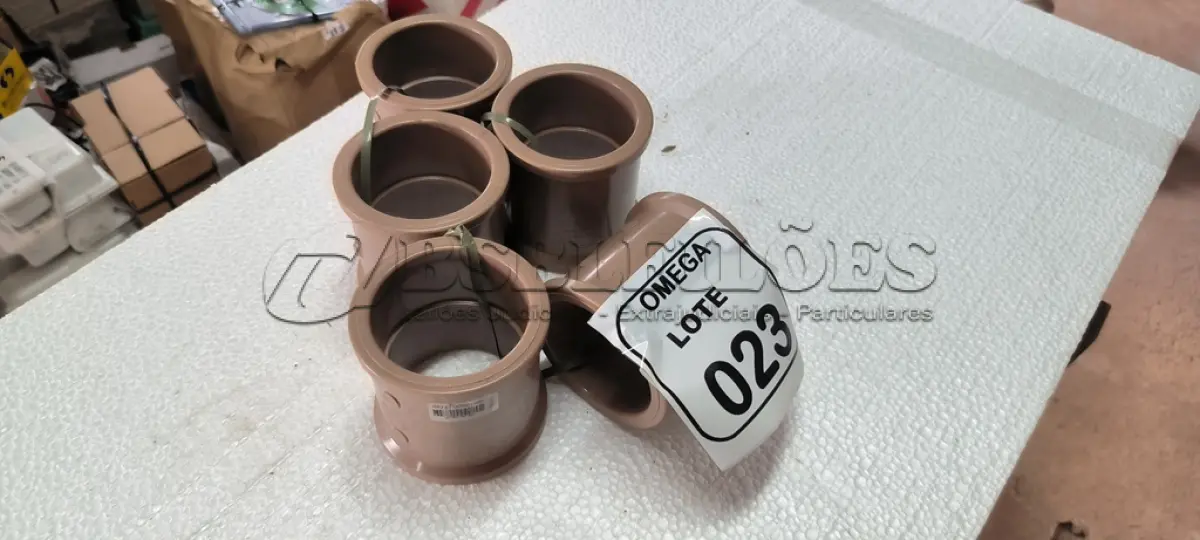 LOTE 023 - 05 LUVAS SOLDÁVEIS Ø 75MM - PVC MARROM. (NO ESTADO EM QUE SE ENCONTRA. SUJEITO A AVARIAS OCULTAS/VISÍVEIS.)