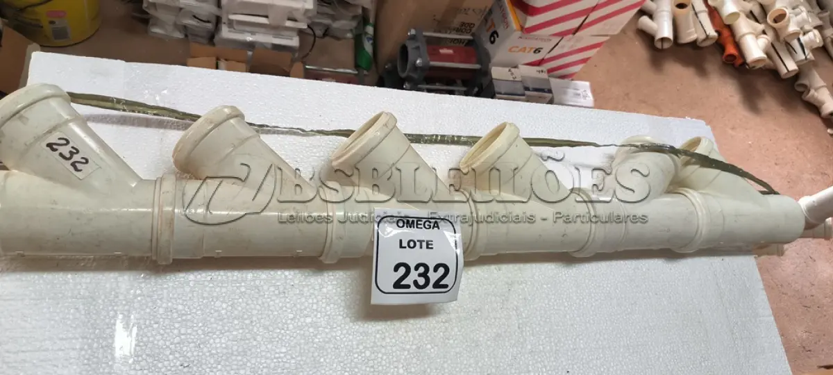 LOTE 232 - 06 JUNÇÕES "Y" PVC SOLD. - Ø 75 X 75MM. (NO ESTADO EM QUE SE ENCONTRA. SUJEITO A AVARIAS OCULTAS/VISÍVEIS.)