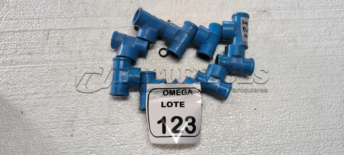 LOTE 123 - 10 TÊS (LR) - Ø 25 X 3/4 - AZUL. (NO ESTADO EM QUE SE ENCONTRA. SUJEITO A AVARIAS OCULTAS/VISÍVEIS.)