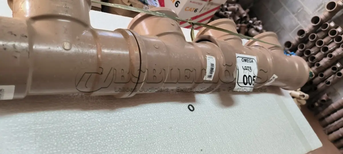LOTE 005 - 04 TÊS SOLDÁVEL Ø 110 X 110 MM, PCV MARROM. (NO ESTADO EM QUE SE ENCONTRA. SUJEITO A AVARIAS OCULTAS/VISÍVEIS.)