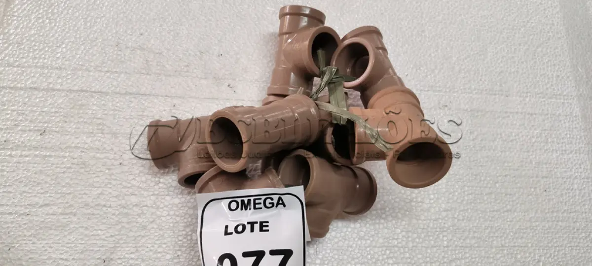 LOTE 077 - 10 TÊS SOLD. Ø 40MM PVC MARROM. (NO ESTADO EM QUE SE ENCONTRA. SUJEITO A AVARIAS OCULTAS/VISÍVEIS.)