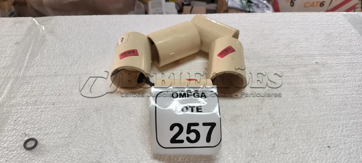LOTE 257 - 05 LUVAS  CPVC - Ø 54 MM. (NO ESTADO EM QUE SE ENCONTRA. SUJEITO A AVARIAS OCULTAS/VISÍVEIS.)