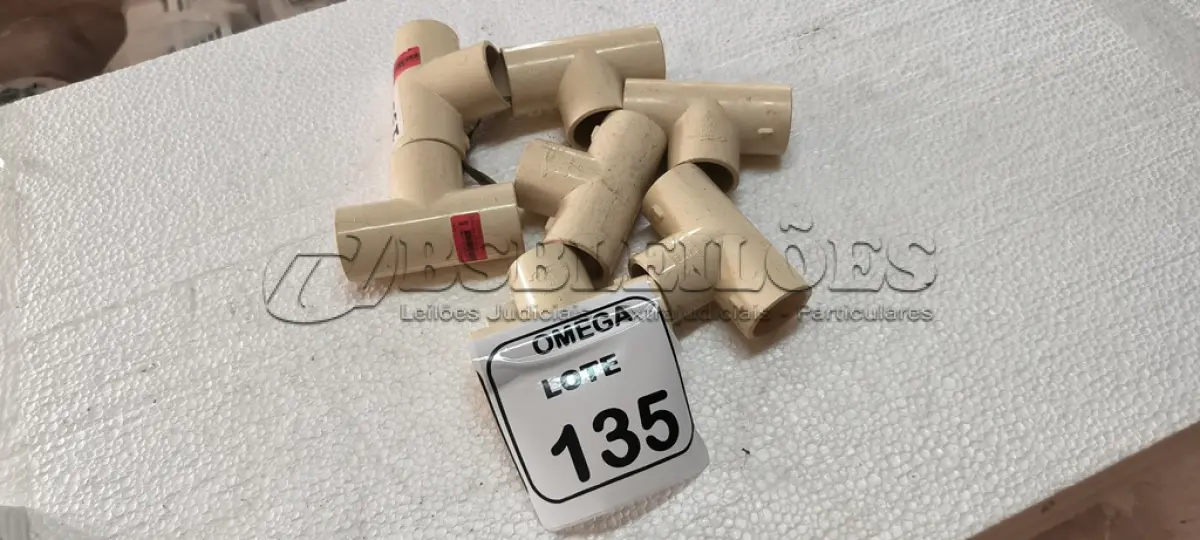 LOTE 135 - 05 TÊS SOLD. CPVC - Ø 35MM. (NO ESTADO EM QUE SE ENCONTRA. SUJEITO A AVARIAS OCULTAS/VISÍVEIS.)