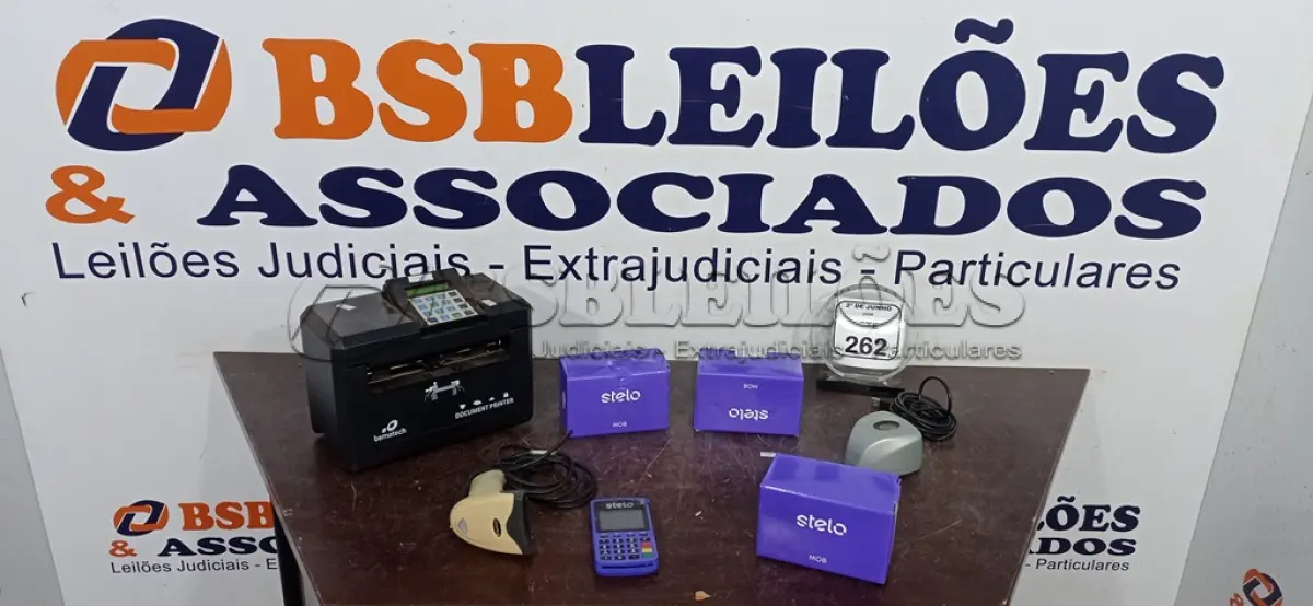 LOTE 262 - 01 RELÓGIO DE PONTO, 01 LEITORA DE CÓDIGO DE BARRAS, 0 LEITOR BIOMÉTRICO E 04 MAQUININHAS DE CARTÃO MARCA STELO. (NO ESTADO) ATENÇÃO! FAZER A VISITAÇÃO ANTES DE ARREMATAR, NÃO SABEMOS SE FUNCIONA, LEILÃO NÃO TEM GARANTIA E NEM DEVOLUÇÃO, SUJEITO A POSSÍVEIS AVARIAS VISÍVEIS/OCULTAS E/OU AUSÊNCIA DE COMPONENTES.