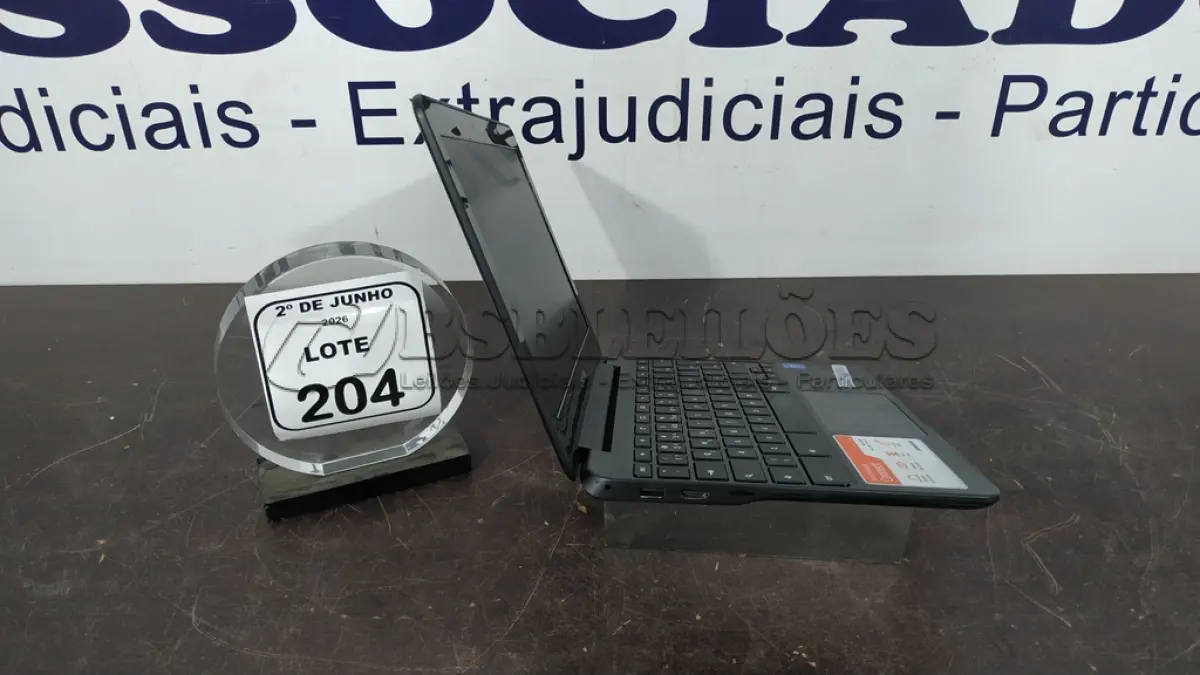 LOTE 204 - 01 CROMEBOOK LINHA CONNECT MEMORIA 2GB, 16GB E.MMC TELA DE 11.6’’ MARCA SAMSUNG SEM FONTE. (NO ESTADO) ATENÇÃO! FAZER A VISITAÇÃO ANTES DE ARREMATAR, NÃO SABEMOS SE FUNCIONA, LEILÃO NÃO TEM GARANTIA E NEM DEVOLUÇÃO, SUJEITO A POSSÍVEIS AVARIAS VISÍVEIS/OCULTAS E/OU AUSÊNCIA DE COMPONENTES.