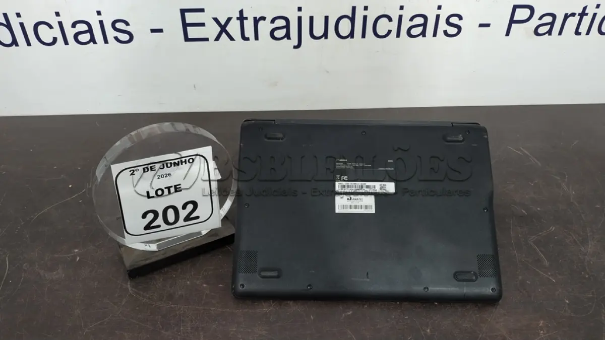 LOTE 202 - 01 CROMEBOOK LINHA CONNECT MEMORIA 2GB, 16GB E.MMC TELA DE 11.6’’ MARCA SAMSUNG SEM FONTE. (NO ESTADO) ATENÇÃO! FAZER A VISITAÇÃO ANTES DE ARREMATAR, NÃO SABEMOS SE FUNCIONA, LEILÃO NÃO TEM GARANTIA E NEM DEVOLUÇÃO, SUJEITO A POSSÍVEIS AVARIAS VISÍVEIS/OCULTAS E/OU AUSÊNCIA DE COMPONENTES.