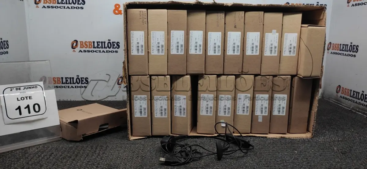 LOTE 110 - 01 LOTE COM GRANDE QUANTIDADE DE HEADSET MARCA FELITRON. (NO ESTADO) ATENÇÃO! FAZER A VISITAÇÃO ANTES DE ARREMATAR, NÃO SABEMOS SE FUNCIONA, LEILÃO NÃO TEM GARANTIA E NEM DEVOLUÇÃO, SUJEITO A POSSÍVEIS AVARIAS VISÍVEIS/OCULTAS E/OU AUSÊNCIA DE COMPONENTES.