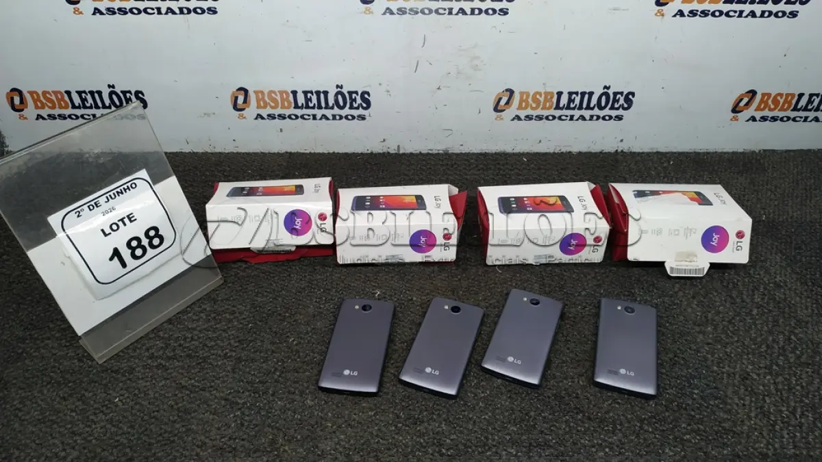LOTE 188 - 04 CELULARES MODELO JOY COM 03 CARREGADORES MARCA LG. (NO ESTADO) ATENÇÃO! FAZER A VISITAÇÃO ANTES DE ARREMATAR, NÃO SABEMOS SE FUNCIONA, LEILÃO NÃO TEM GARANTIA E NEM DEVOLUÇÃO, SUJEITO A POSSÍVEIS AVARIAS VISÍVEIS/OCULTAS E/OU AUSÊNCIA DE COMPONENTES.