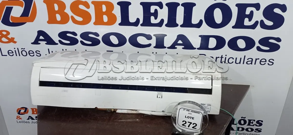 LOTE 272 - 01 CONDENSADORA DE 18.000BTU/H MARCA PHILCO. (NO ESTADO) ATENÇÃO! FAZER A VISITAÇÃO ANTES DE ARREMATAR, NÃO SABEMOS SE FUNCIONA, LEILÃO NÃO TEM GARANTIA E NEM DEVOLUÇÃO, SUJEITO A POSSÍVEIS AVARIAS VISÍVEIS/OCULTAS E/OU AUSÊNCIA DE COMPONENTES.