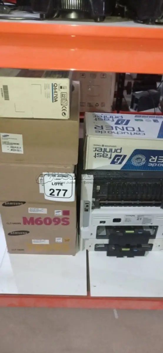 LOTE 277 - 01 IMPRESSORA MODELO MS610DN MARCA LEXMARK E 06 CARTUCHOS DE TONNER DE MARCAS E MODELOS DIVERSOS. (NO ESTADO) ATENÇÃO! FAZER A VISITAÇÃO ANTES DE ARREMATAR, NÃO SABEMOS SE FUNCIONA, LEILÃO NÃO TEM GARANTIA E NEM DEVOLUÇÃO, SUJEITO A POSSÍVEIS AVARIAS VISÍVEIS/OCULTAS E/OU AUSÊNCIA DE COMPONENTES.