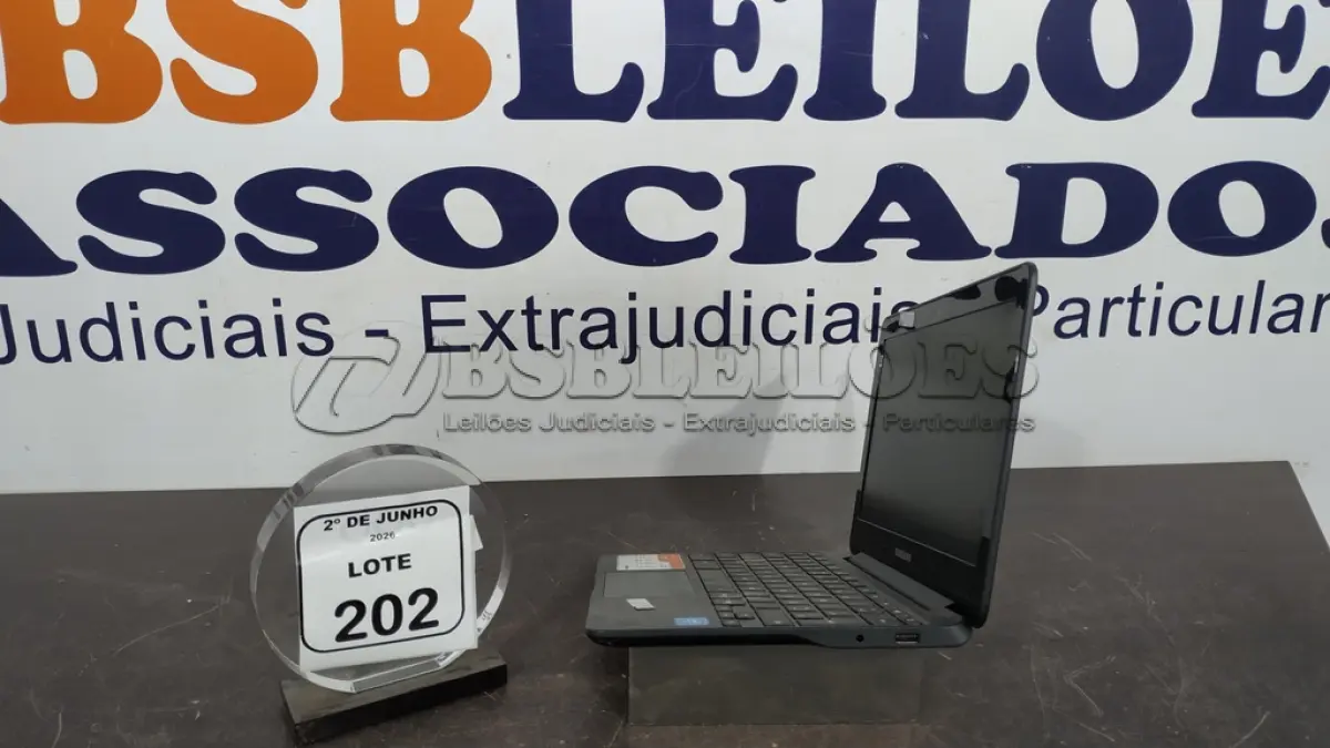 LOTE 202 - 01 CROMEBOOK LINHA CONNECT MEMORIA 2GB, 16GB E.MMC TELA DE 11.6’’ MARCA SAMSUNG SEM FONTE. (NO ESTADO) ATENÇÃO! FAZER A VISITAÇÃO ANTES DE ARREMATAR, NÃO SABEMOS SE FUNCIONA, LEILÃO NÃO TEM GARANTIA E NEM DEVOLUÇÃO, SUJEITO A POSSÍVEIS AVARIAS VISÍVEIS/OCULTAS E/OU AUSÊNCIA DE COMPONENTES.