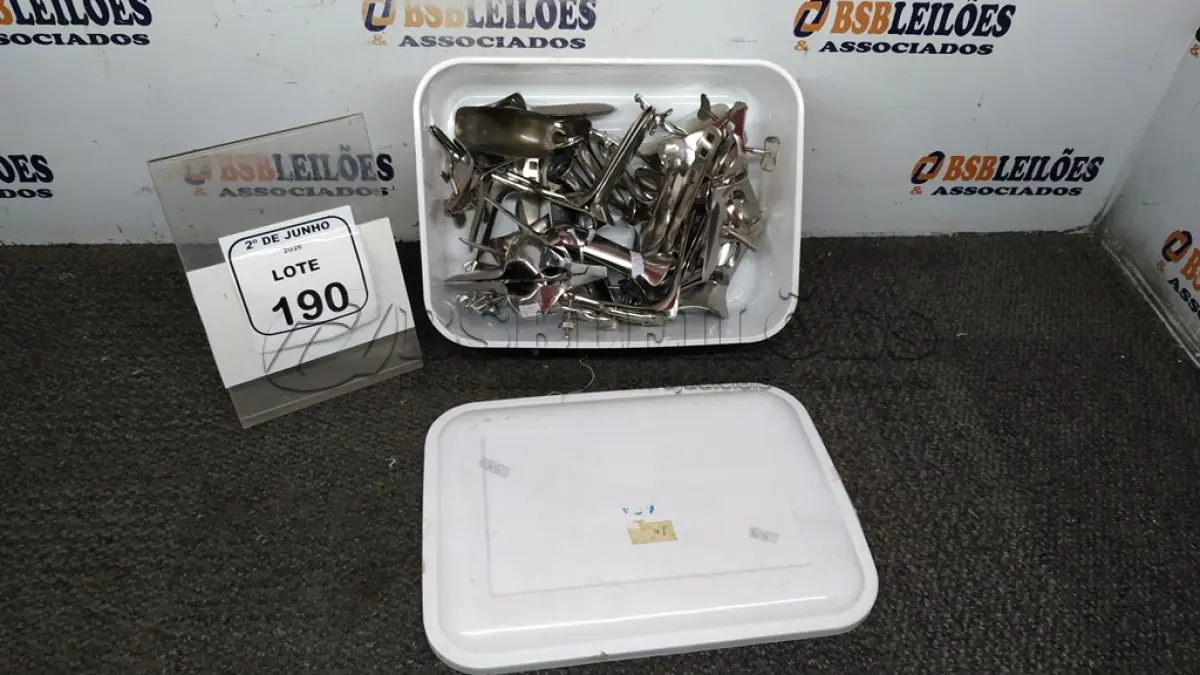 LOTE 190 - 01 LOTE COM DIVERSOS EQUIPAMENTOS GINECOLÓGICOS DE MODELOS DIVERSOS. (NO ESTADO) ATENÇÃO! FAZER A VISITAÇÃO ANTES DE ARREMATAR, NÃO SABEMOS SE FUNCIONA, LEILÃO NÃO TEM GARANTIA E NEM DEVOLUÇÃO, SUJEITO A POSSÍVEIS AVARIAS VISÍVEIS/OCULTAS E/OU AUSÊNCIA DE COMPONENTES.