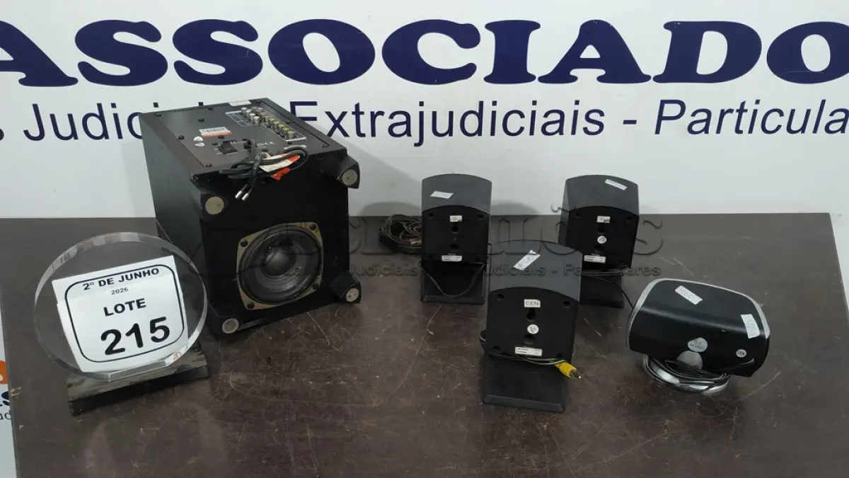 LOTE 215 - 05 CAIXAS DE SOM PARA HOME THEATER MARCA PHILCO MODELO PHT510. (NO ESTADO) ATENÇÃO! FAZER A VISITAÇÃO ANTES DE ARREMATAR, NÃO SABEMOS SE FUNCIONA, LEILÃO NÃO TEM GARANTIA E NEM DEVOLUÇÃO, SUJEITO A POSSÍVEIS AVARIAS VISÍVEIS/OCULTAS E/OU AUSÊNCIA DE COMPONENTES.