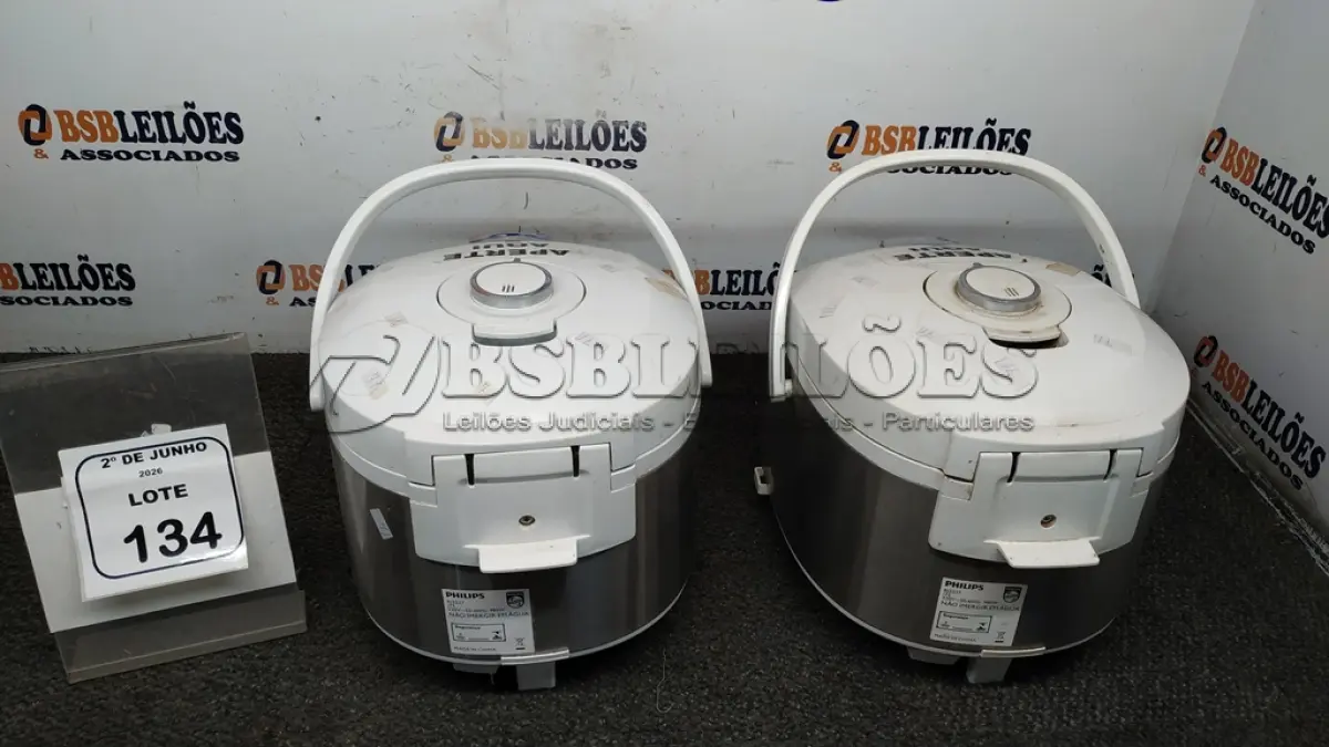 LOTE 134 - 02 PANELAS ELÉTRICAS 220V MARCA WALITA. (NO ESTADO) ATENÇÃO! FAZER A VISITAÇÃO ANTES DE ARREMATAR, NÃO SABEMOS SE FUNCIONA, LEILÃO NÃO TEM GARANTIA E NEM DEVOLUÇÃO, SUJEITO A POSSÍVEIS AVARIAS VISÍVEIS/OCULTAS E/OU AUSÊNCIA DE COMPONENTES.