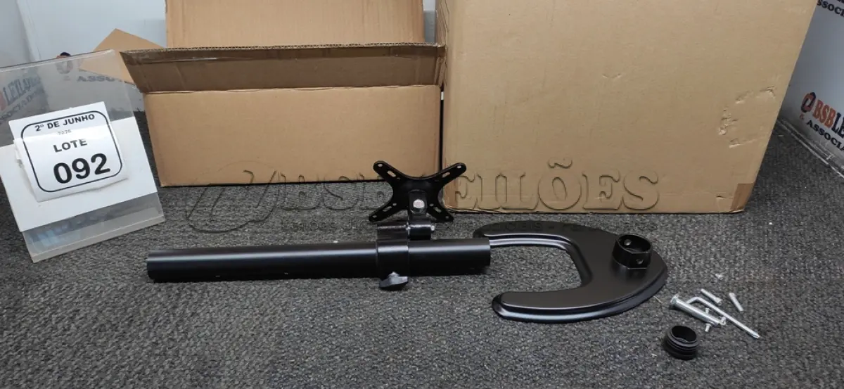 LOTE 092 - 06 SUPORTES DE MONITOR MARCA DATEN. (NO ESTADO) ATENÇÃO! FAZER A VISITAÇÃO ANTES DE ARREMATAR, NÃO SABEMOS SE FUNCIONA, LEILÃO NÃO TEM GARANTIA E NEM DEVOLUÇÃO, SUJEITO A POSSÍVEIS AVARIAS VISÍVEIS/OCULTAS E/OU AUSÊNCIA DE COMPONENTES.