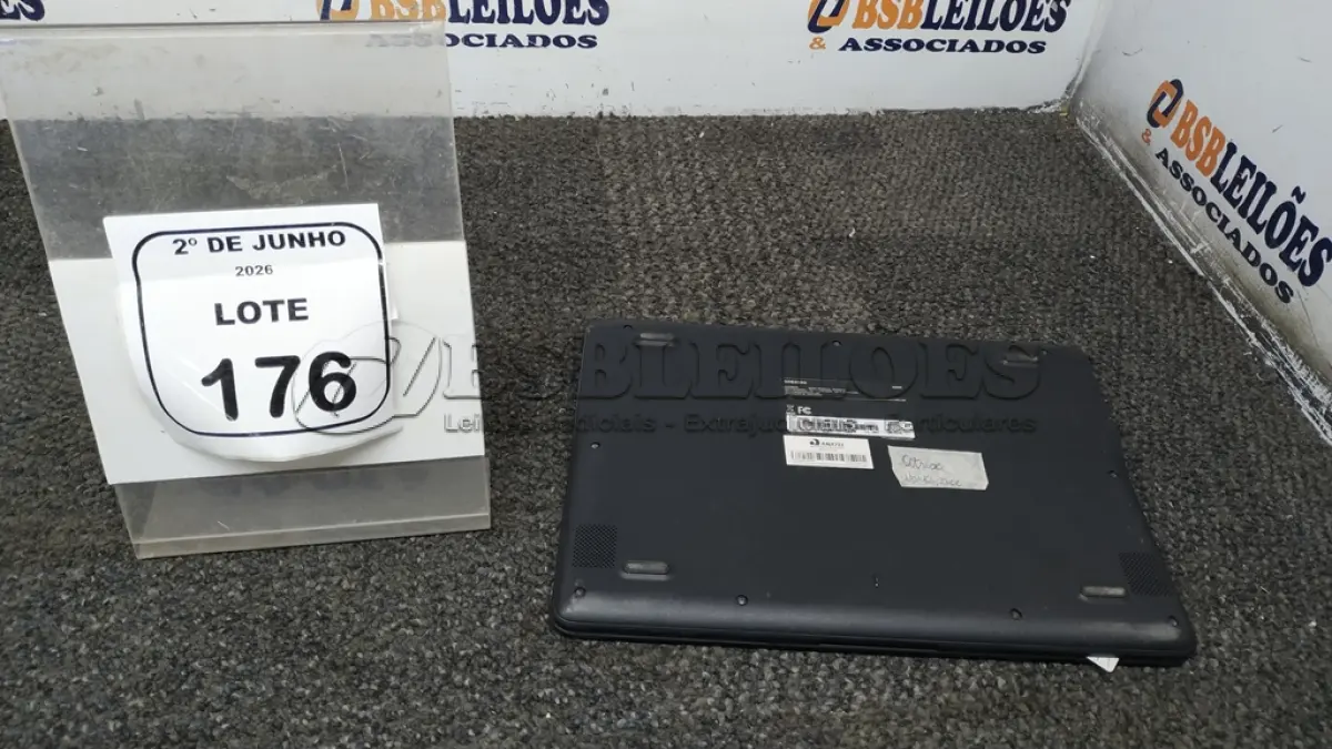 LOTE 176 - 01 CROMEBOOK LINHA CONNECT MEMORIA 2GB, 16GB E.MMC TELA DE 11.6’’ MARCA SAMSUNG SEM FONTE. (NO ESTADO) ATENÇÃO! FAZER A VISITAÇÃO ANTES DE ARREMATAR, NÃO SABEMOS SE FUNCIONA, LEILÃO NÃO TEM GARANTIA E NEM DEVOLUÇÃO, SUJEITO A POSSÍVEIS AVARIAS VISÍVEIS/OCULTAS E/OU AUSÊNCIA DE COMPONENTES.