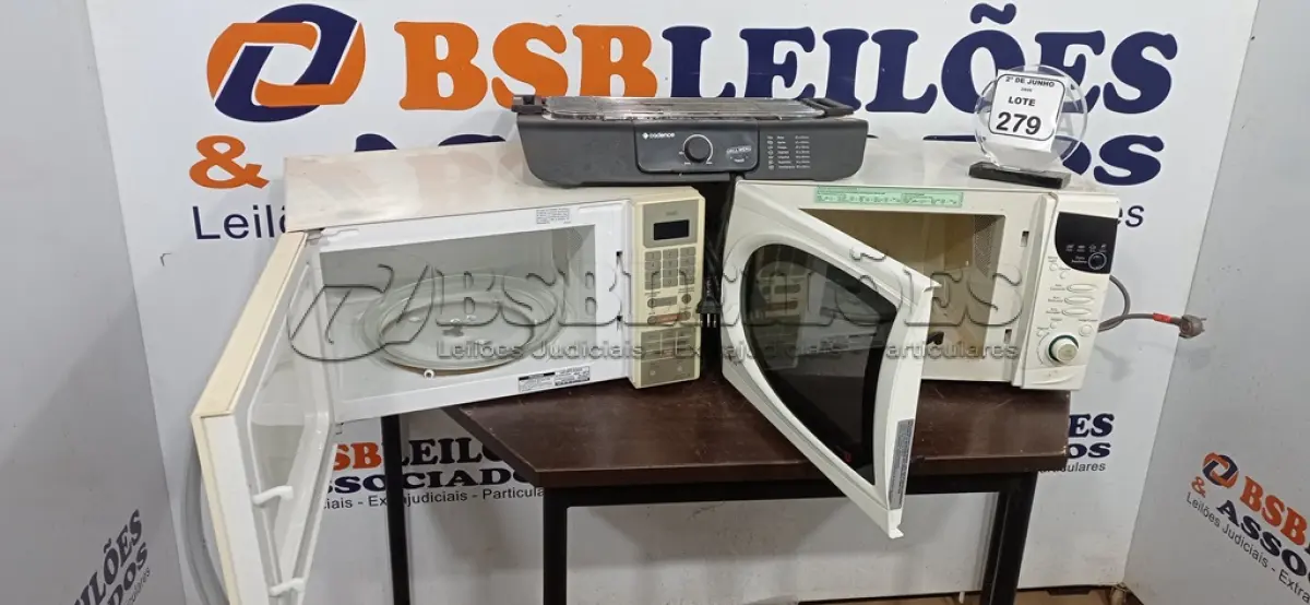LOTE 279 - 01 CHURRASQUEIRA ELÉTRICA MARCA CADENCE E 02 MICRO-ONDAS220V MARCAS BRASTEMP E LG. (NO ESTADO) ATENÇÃO! FAZER A VISITAÇÃO ANTES DE ARREMATAR, NÃO SABEMOS SE FUNCIONA, LEILÃO NÃO TEM GARANTIA E NEM DEVOLUÇÃO, SUJEITO A POSSÍVEIS AVARIAS VISÍVEIS/OCULTAS E/OU AUSÊNCIA DE COMPONENTES.