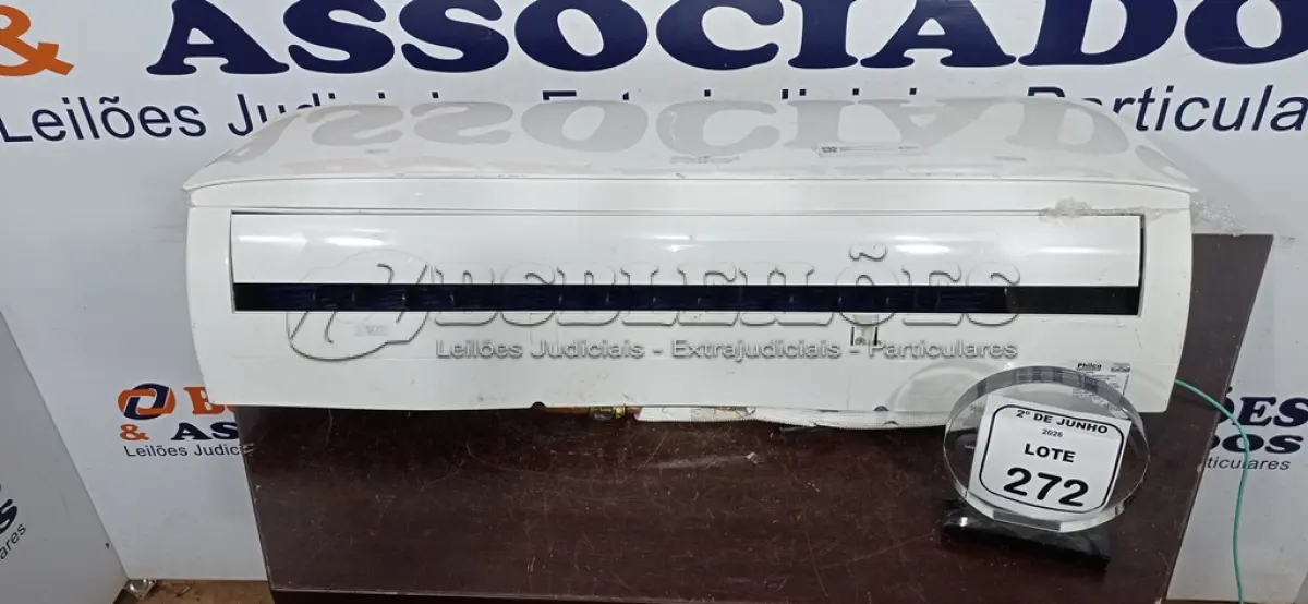 LOTE 272 - 01 CONDENSADORA DE 18.000BTU/H MARCA PHILCO. (NO ESTADO) ATENÇÃO! FAZER A VISITAÇÃO ANTES DE ARREMATAR, NÃO SABEMOS SE FUNCIONA, LEILÃO NÃO TEM GARANTIA E NEM DEVOLUÇÃO, SUJEITO A POSSÍVEIS AVARIAS VISÍVEIS/OCULTAS E/OU AUSÊNCIA DE COMPONENTES.