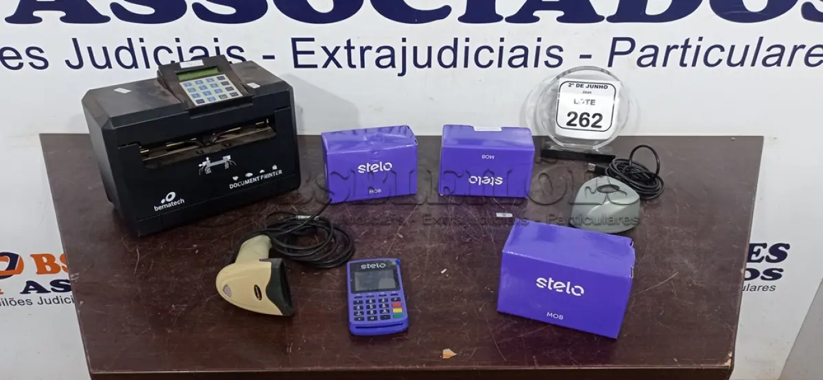 LOTE 262 - 01 RELÓGIO DE PONTO, 01 LEITORA DE CÓDIGO DE BARRAS, 0 LEITOR BIOMÉTRICO E 04 MAQUININHAS DE CARTÃO MARCA STELO. (NO ESTADO) ATENÇÃO! FAZER A VISITAÇÃO ANTES DE ARREMATAR, NÃO SABEMOS SE FUNCIONA, LEILÃO NÃO TEM GARANTIA E NEM DEVOLUÇÃO, SUJEITO A POSSÍVEIS AVARIAS VISÍVEIS/OCULTAS E/OU AUSÊNCIA DE COMPONENTES.