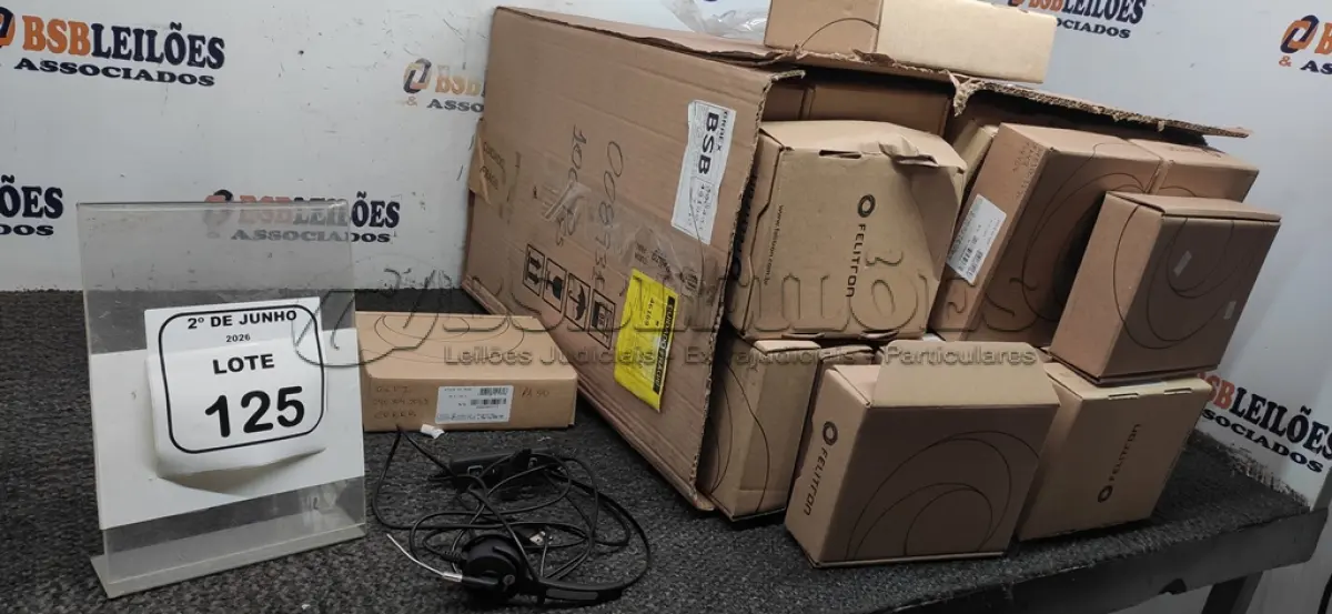 LOTE 125 - 01 LOTE COM GRANDE QUANTIDADE DE HEADSET MARCA FELITRON. (NO ESTADO) ATENÇÃO! FAZER A VISITAÇÃO ANTES DE ARREMATAR, NÃO SABEMOS SE FUNCIONA, LEILÃO NÃO TEM GARANTIA E NEM DEVOLUÇÃO, SUJEITO A POSSÍVEIS AVARIAS VISÍVEIS/OCULTAS E/OU AUSÊNCIA DE COMPONENTES.