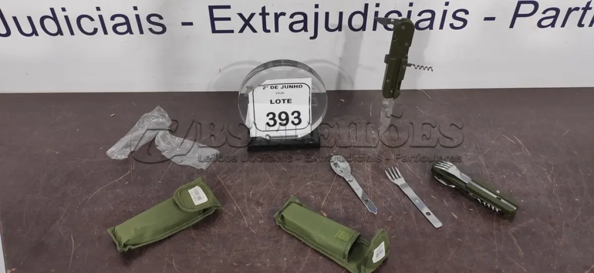 LOTE 393 - 02 CANIVETES PARA CAMPING MULTIFUNCIONAL COM BAINHA DE NYLON (NOVO). (NO ESTADO) ATENÇÃO! FAZER A VISITAÇÃO ANTES DE ARREMATAR, NÃO SABEMOS SE FUNCIONA, LEILÃO NÃO TEM GARANTIA E NEM DEVOLUÇÃO, SUJEITO A POSSÍVEIS AVARIAS VISÍVEIS/OCULTAS E/OU AUSÊNCIA DE COMPONENTES.