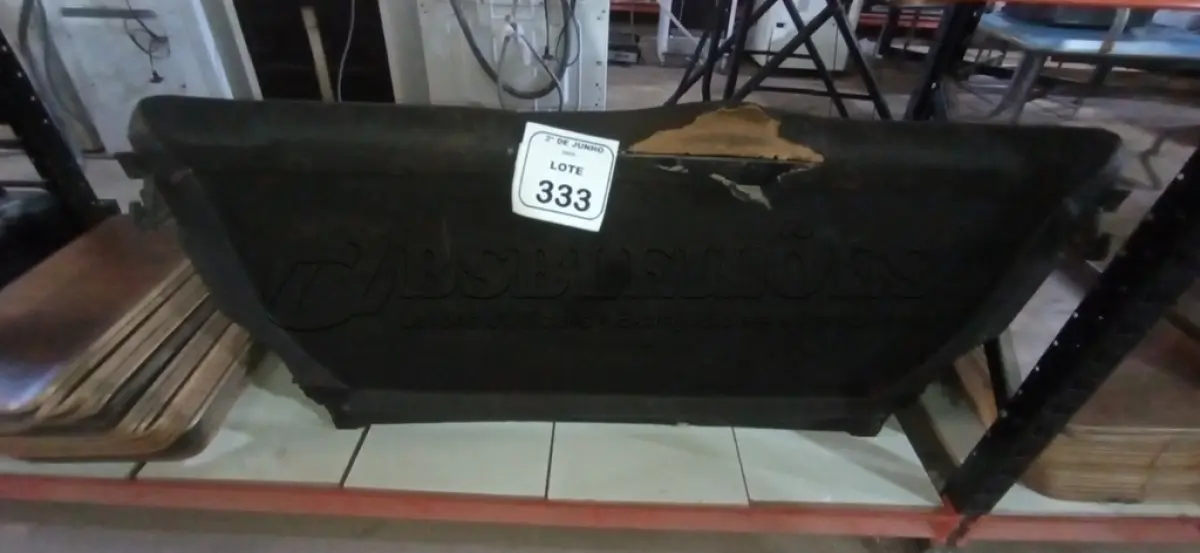 LOTE 333 - 01 ASSENTO COM ENCOSTO AUTOMOTIVO. (NO ESTADO) ATENÇÃO! FAZER A VISITAÇÃO ANTES DE ARREMATAR, NÃO SABEMOS SE FUNCIONA, LEILÃO NÃO TEM GARANTIA E NEM DEVOLUÇÃO, SUJEITO A POSSÍVEIS AVARIAS VISÍVEIS/OCULTAS E/OU AUSÊNCIA DE COMPONENTES.