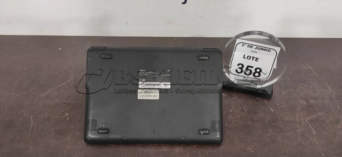 LOTE 358 - 01 CROMEBOOK LINHA CONNECT MEMORIA 2GB, 16GB E.MMC TELA DE 11.6’’ MARCA SAMSUNG SEM FONTE. (NO ESTADO) ATENÇÃO! FAZER A VISITAÇÃO ANTES DE ARREMATAR, NÃO SABEMOS SE FUNCIONA, LEILÃO NÃO TEM GARANTIA E NEM DEVOLUÇÃO, SUJEITO A POSSÍVEIS AVARIAS VISÍVEIS/OCULTAS E/OU AUSÊNCIA DE COMPONENTES.