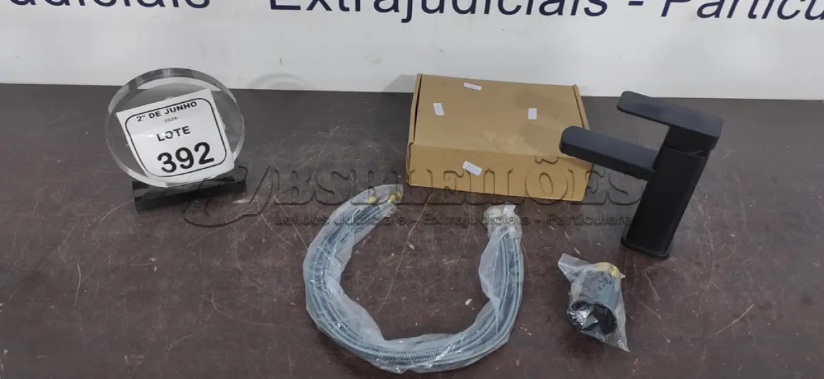 LOTE 392 - 01 TORNEIRA MARCA PRIZI. (NO ESTADO) ATENÇÃO! FAZER A VISITAÇÃO ANTES DE ARREMATAR, NÃO SABEMOS SE FUNCIONA, LEILÃO NÃO TEM GARANTIA E NEM DEVOLUÇÃO, SUJEITO A POSSÍVEIS AVARIAS VISÍVEIS/OCULTAS E/OU AUSÊNCIA DE COMPONENTES.