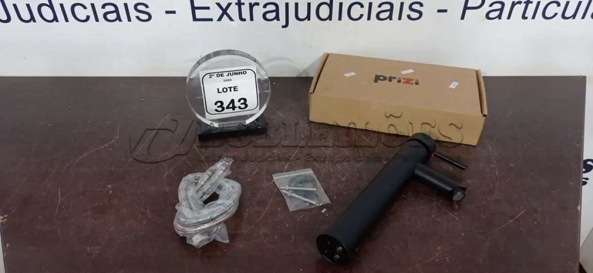 LOTE 343 - 01 TORNEIRA MISTURADOR MARCA PRIZI COM ACESSÓRIOS. (NO ESTADO) ATENÇÃO! FAZER A VISITAÇÃO ANTES DE ARREMATAR, NÃO SABEMOS SE FUNCIONA, LEILÃO NÃO TEM GARANTIA E NEM DEVOLUÇÃO, SUJEITO A POSSÍVEIS AVARIAS VISÍVEIS/OCULTAS E/OU AUSÊNCIA DE COMPONENTES.
