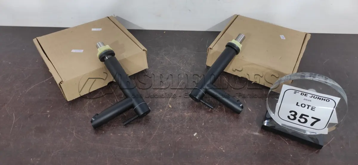 LOTE 357 - 02 TORNEIRAS MARCA PRIZI. (NO ESTADO) ATENÇÃO! FAZER A VISITAÇÃO ANTES DE ARREMATAR, NÃO SABEMOS SE FUNCIONA, LEILÃO NÃO TEM GARANTIA E NEM DEVOLUÇÃO, SUJEITO A POSSÍVEIS AVARIAS VISÍVEIS/OCULTAS E/OU AUSÊNCIA DE COMPONENTES.
