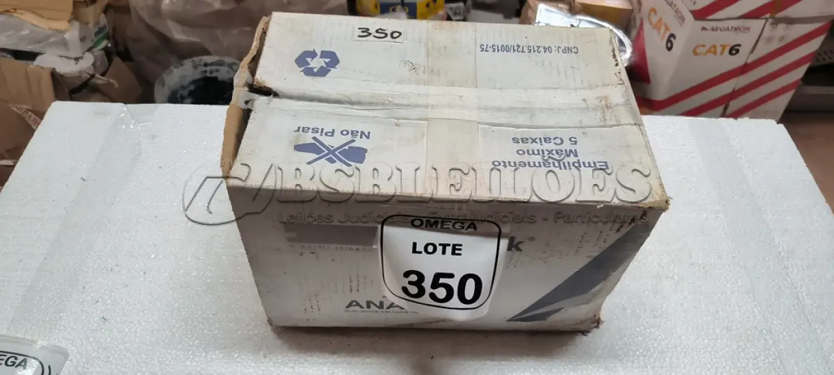 LOTE 350 - 300 PENDURAL RETO REBITE. (NO ESTADO EM QUE SE ENCONTRA. SUJEITO A AVARIAS OCULTAS/VISÍVEIS.)