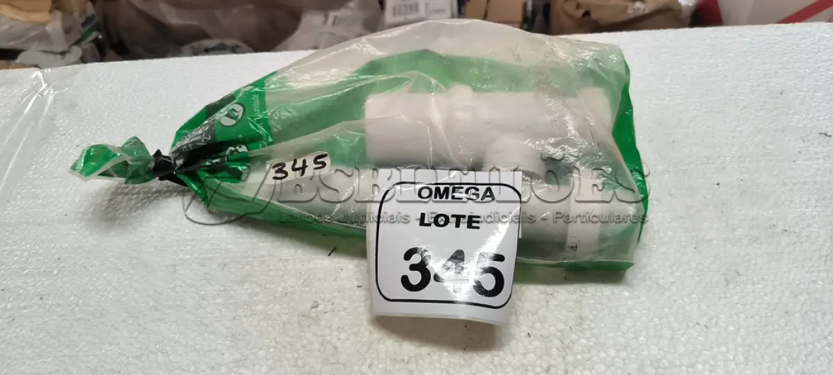 LOTE 345 - 01 SIFÃO TIPO COMO EM PVC BRANCO - AMANCO. (NO ESTADO EM QUE SE ENCONTRA. SUJEITO A AVARIAS OCULTAS/VISÍVEIS.)
