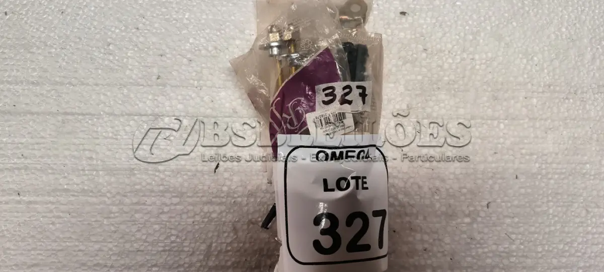 LOTE 327 - 06 PARAFUSOS PARA FIXAÇÃO DE TANQUE - PAR. (NO ESTADO EM QUE SE ENCONTRA. SUJEITO A AVARIAS OCULTAS/VISÍVEIS.)