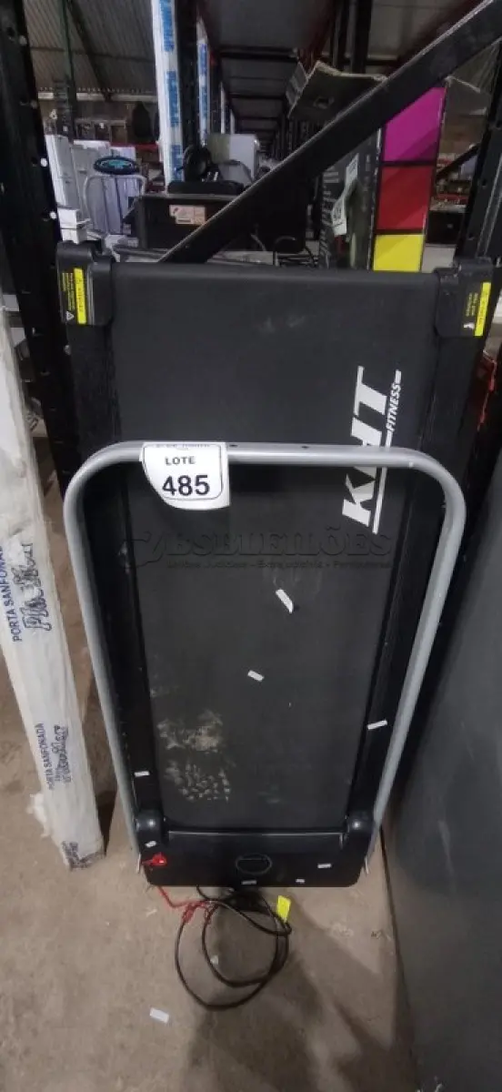 LOTE 485 - 01 ESTEIRA MODELO KHT-CI INCOMPLETA. (NO ESTADO) ATENÇÃO! FAZER A VISITAÇÃO ANTES DE ARREMATAR, NÃO SABEMOS SE FUNCIONA, LEILÃO NÃO TEM GARANTIA E NEM DEVOLUÇÃO, SUJEITO A POSSÍVEIS AVARIAS VISÍVEIS/OCULTAS E/OU AUSÊNCIA DE COMPONENTES.