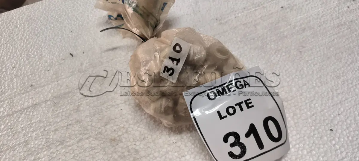 LOTE 310 - 50 PLUGS MACHO (FF) - Ø 1/2. (NO ESTADO EM QUE SE ENCONTRA. SUJEITO A AVARIAS OCULTAS/VISÍVEIS.)
