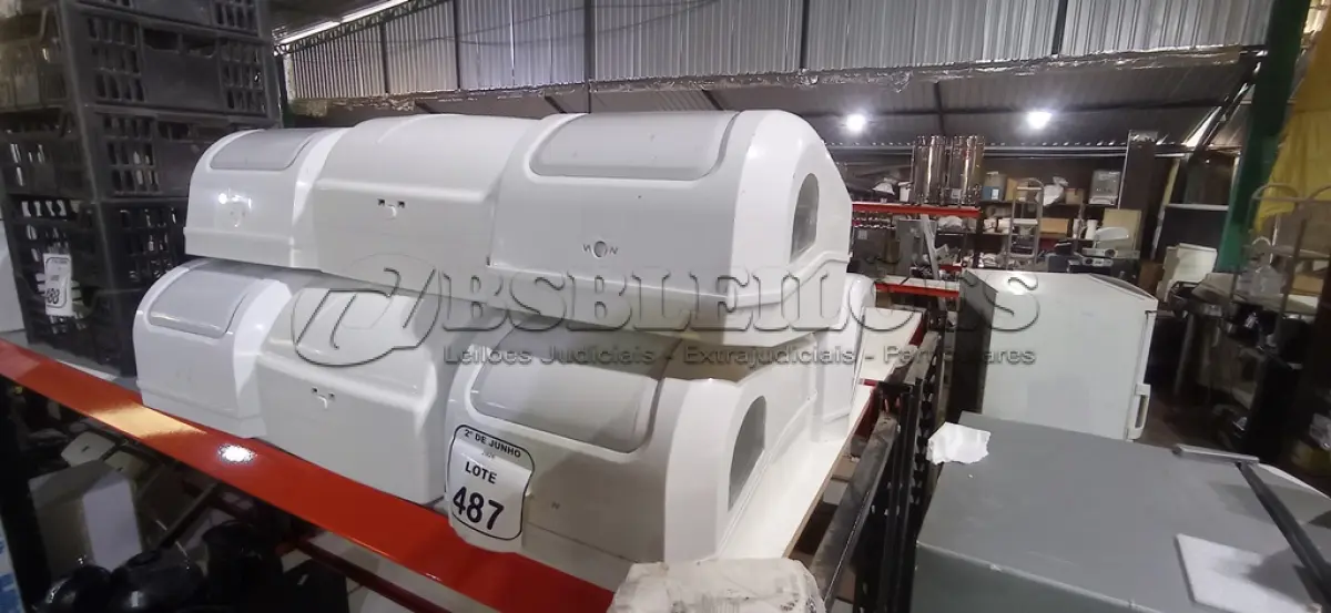 LOTE 487 - 09 DISPENSES DE PAPEL. (NO ESTADO) ATENÇÃO! FAZER A VISITAÇÃO ANTES DE ARREMATAR, NÃO SABEMOS SE FUNCIONA, LEILÃO NÃO TEM GARANTIA E NEM DEVOLUÇÃO, SUJEITO A POSSÍVEIS AVARIAS VISÍVEIS/OCULTAS E/OU AUSÊNCIA DE COMPONENTES.