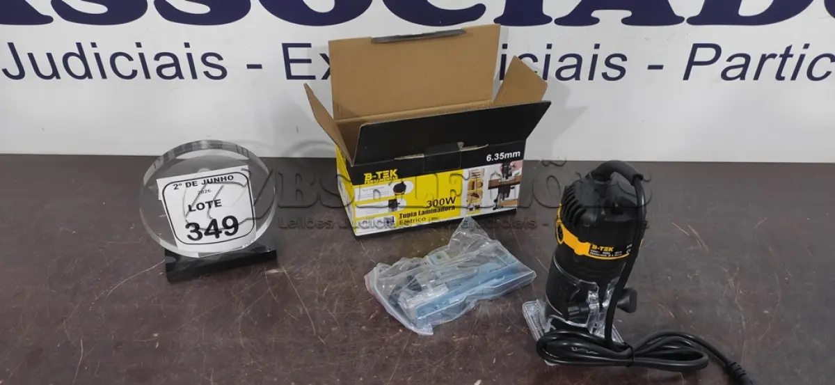 LOTE 349 - 01 TUPIA LAMINADORA 300W 220V MARCA BOMVINK (NOVO). (NO ESTADO) ATENÇÃO! FAZER A VISITAÇÃO ANTES DE ARREMATAR, NÃO SABEMOS SE FUNCIONA, LEILÃO NÃO TEM GARANTIA E NEM DEVOLUÇÃO, SUJEITO A POSSÍVEIS AVARIAS VISÍVEIS/OCULTAS E/OU AUSÊNCIA DE COMPONENTES.