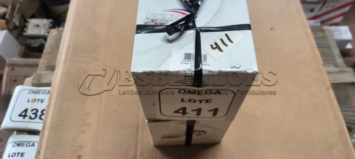 LOTE 411 - 500 REBITES DE ALUMÍNIO REPUXO - N522 - CX COM 500UN. (NO ESTADO EM QUE SE ENCONTRA. SUJEITO A AVARIAS OCULTAS/VISÍVEIS.)