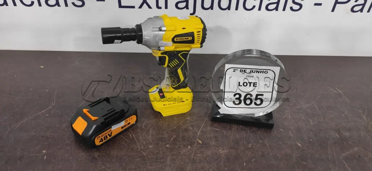 LOTE 365 - 01 CHAVE IMPACTO MARCA BOMVINK 48V. (NO ESTADO) ATENÇÃO! FAZER A VISITAÇÃO ANTES DE ARREMATAR, NÃO SABEMOS SE FUNCIONA, LEILÃO NÃO TEM GARANTIA E NEM DEVOLUÇÃO, SUJEITO A POSSÍVEIS AVARIAS VISÍVEIS/OCULTAS E/OU AUSÊNCIA DE COMPONENTES.