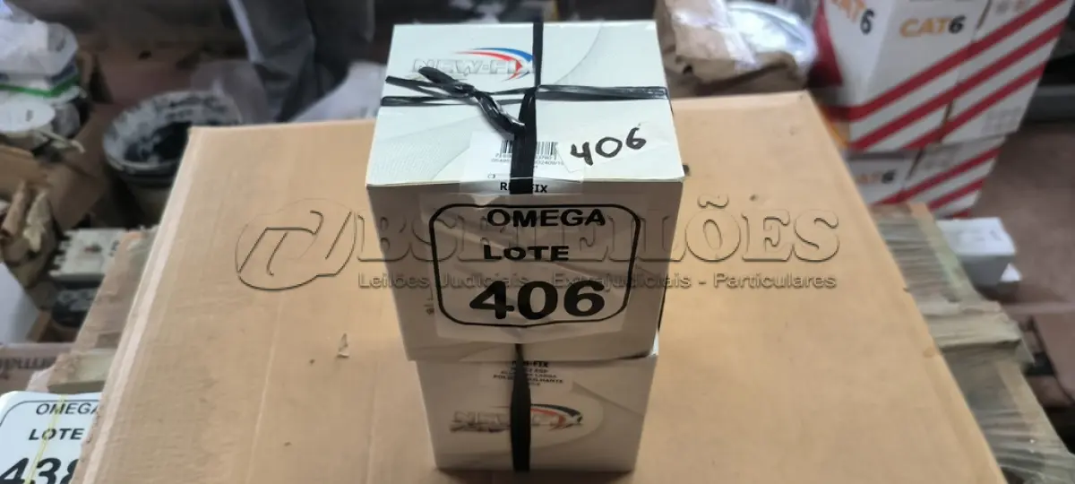 LOTE 406 - 500 REBITES DE ALUMÍNIO REPUXO - N522 - CX COM 500UN. (NO ESTADO EM QUE SE ENCONTRA. SUJEITO A AVARIAS OCULTAS/VISÍVEIS.)