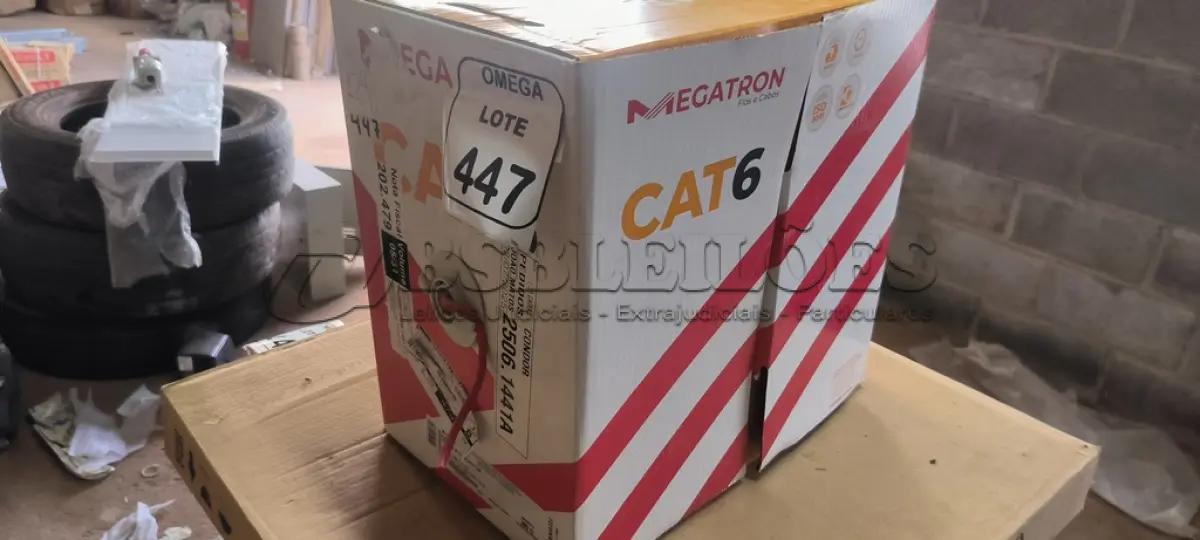 LOTE 447 - 124 CABO DE REDE CAT-6. (NO ESTADO EM QUE SE ENCONTRA. SUJEITO A AVARIAS OCULTAS/VISÍVEIS.)