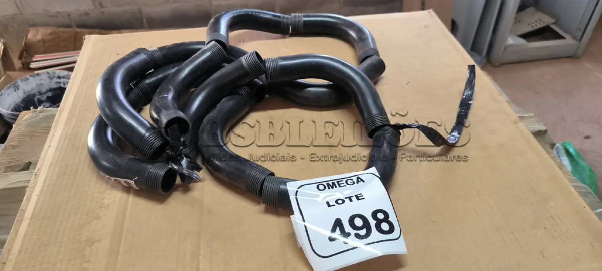 LOTE 498 - 12 CURVAS LONGAS 1" PARA ELETRODUTO EM PVC. (NO ESTADO EM QUE SE ENCONTRA. SUJEITO A AVARIAS OCULTAS/VISÍVEIS.)